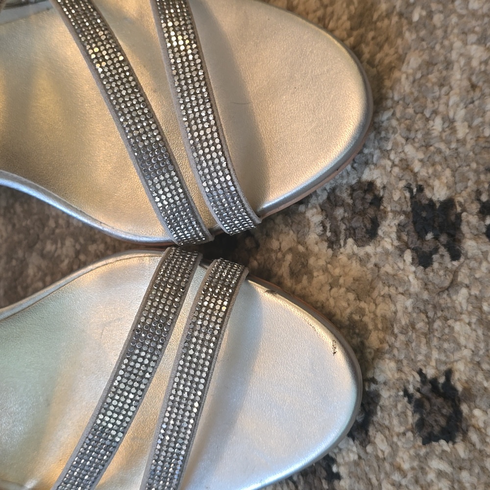 Naturalizer Sparkling Silver Strappy Heels 8.5m - Picture 2 of 6